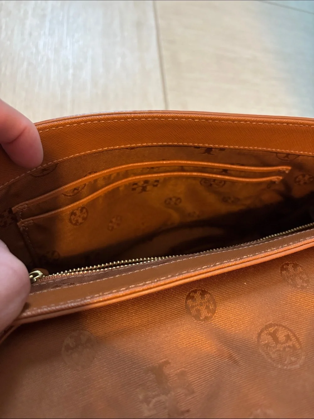 Tory Burch Tan saffiano  Flap Crossbody with Gold Logo